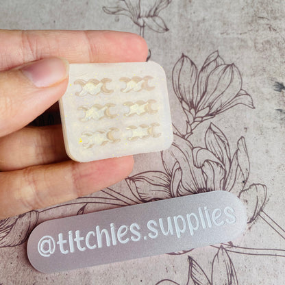 Set of 6 x 1cm Studs/Shaker Fillers Mould - Triple Moon