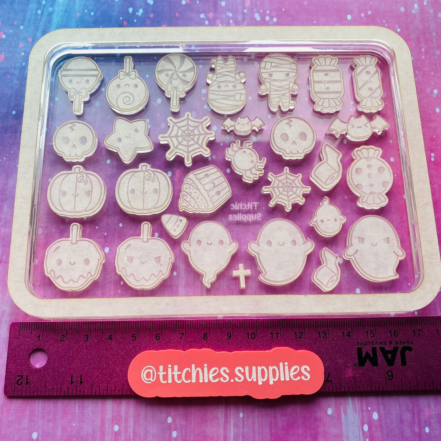 MEGA Kawaii Spooky Palette Mould