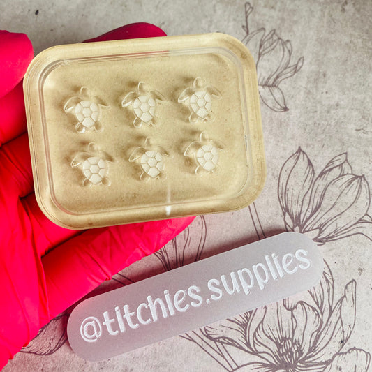 Set of 6 x 1cm Studs/Shaker Fillers Mould - Turtle